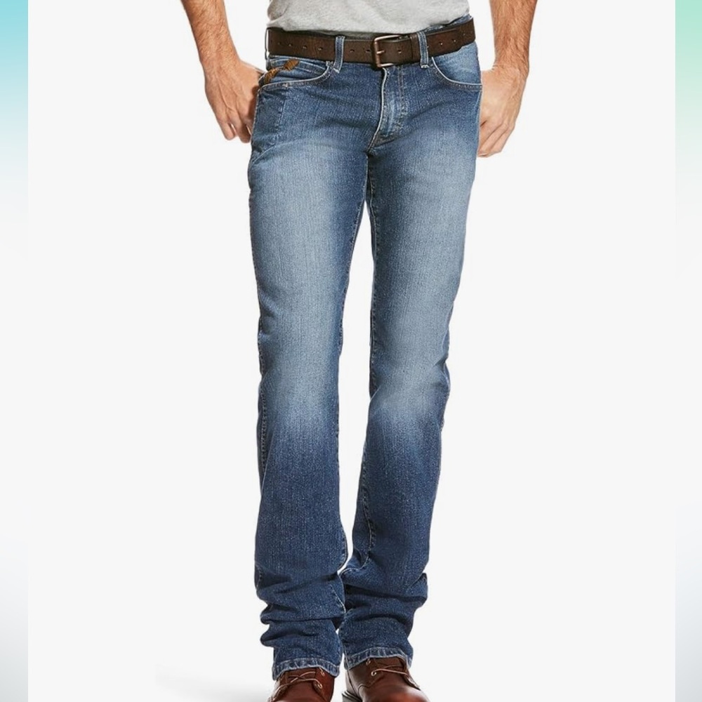 NWT Men’s Ariat M4 Relaxed Bootcut Jeans
Size 31 X 34
